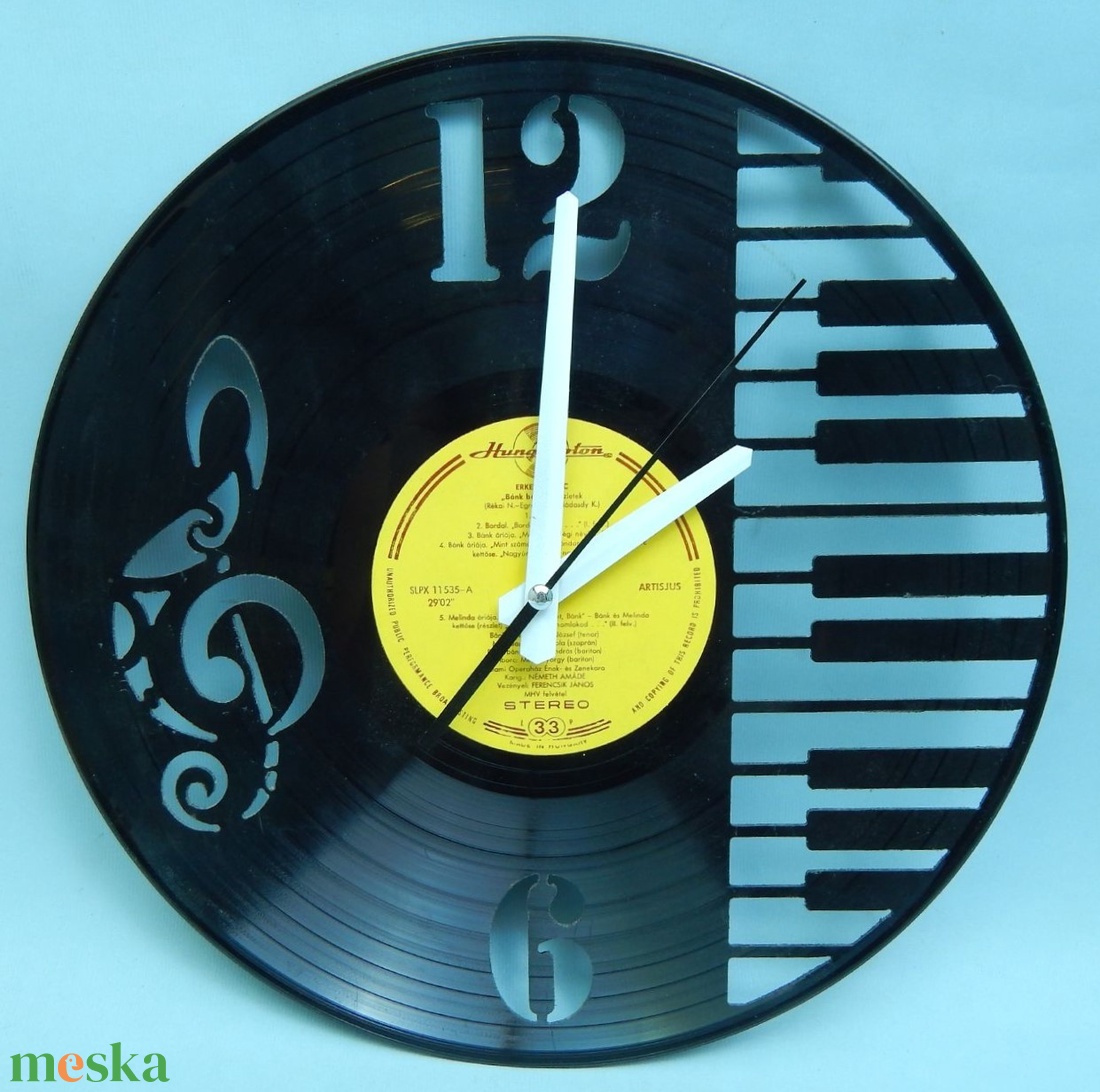 Bakelit óra zongora - otthon & életmód - dekoráció - fali és függő dekoráció - falióra & óra - Meska.hu