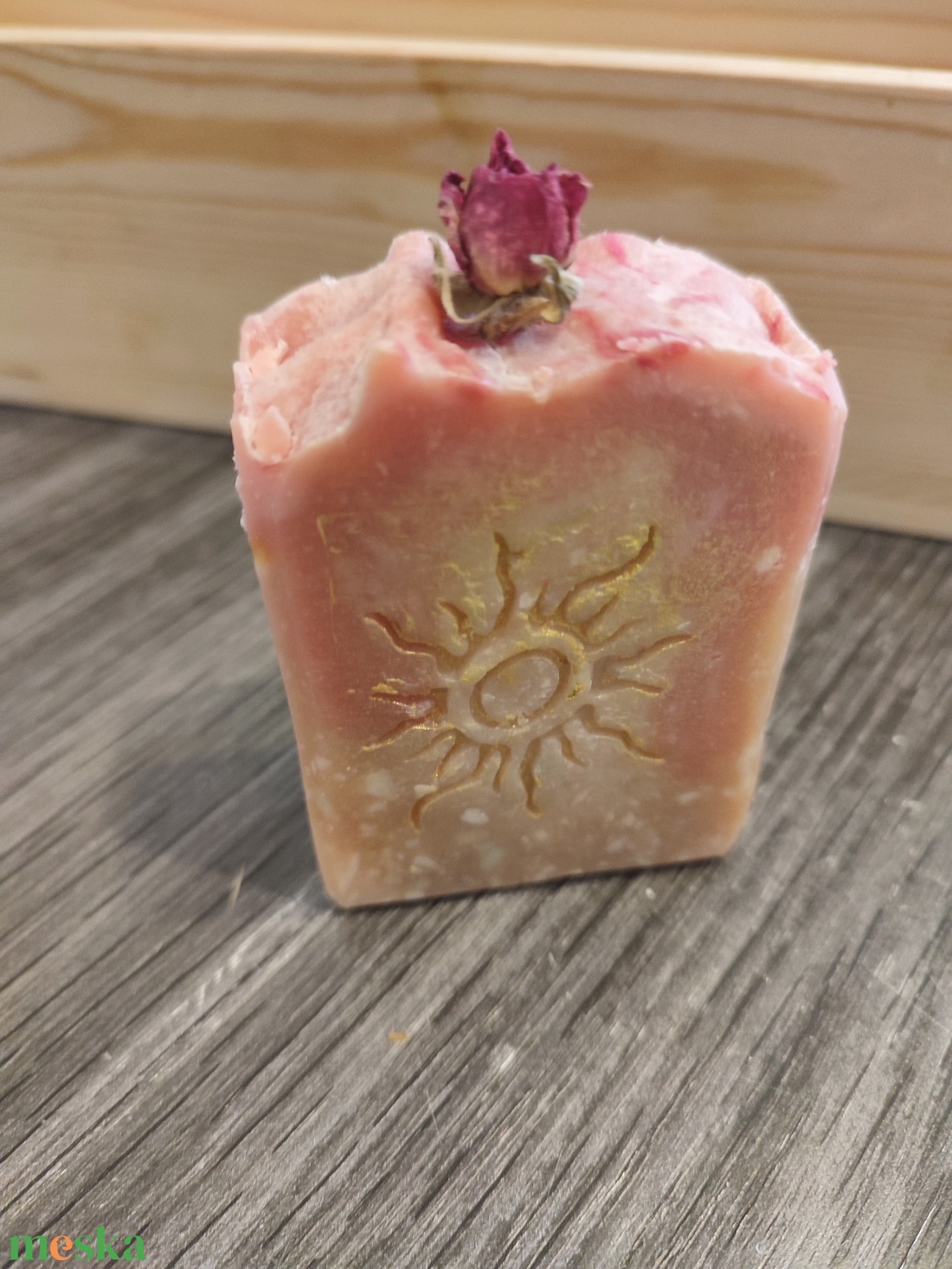 Rózsa szappan , érzékeny bőrre, kecsketejjel - szépségápolás - szappan & fürdés - kézműves szappan - Meska.hu