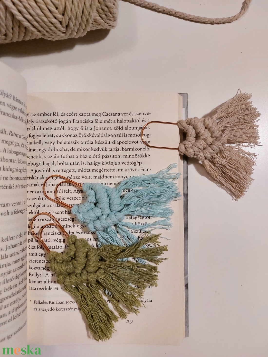 Makramé könyvjelző három színben (3db/csomag) - könyv & zene - könyvjelző - Meska.hu