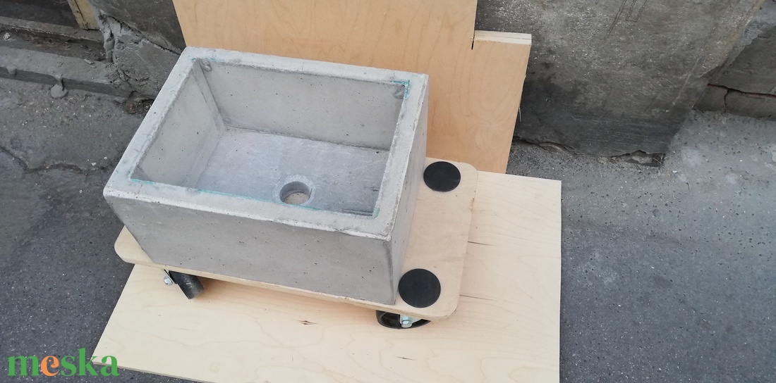 Beton mosdókagyló mosdó mosdótál - otthon & életmód - fürdőszoba - mosdótál - Meska.hu Beton mosdókagyló mosdó mosdótál - otthon & életmód - fürdőszoba - mosdótál - Meska.hu