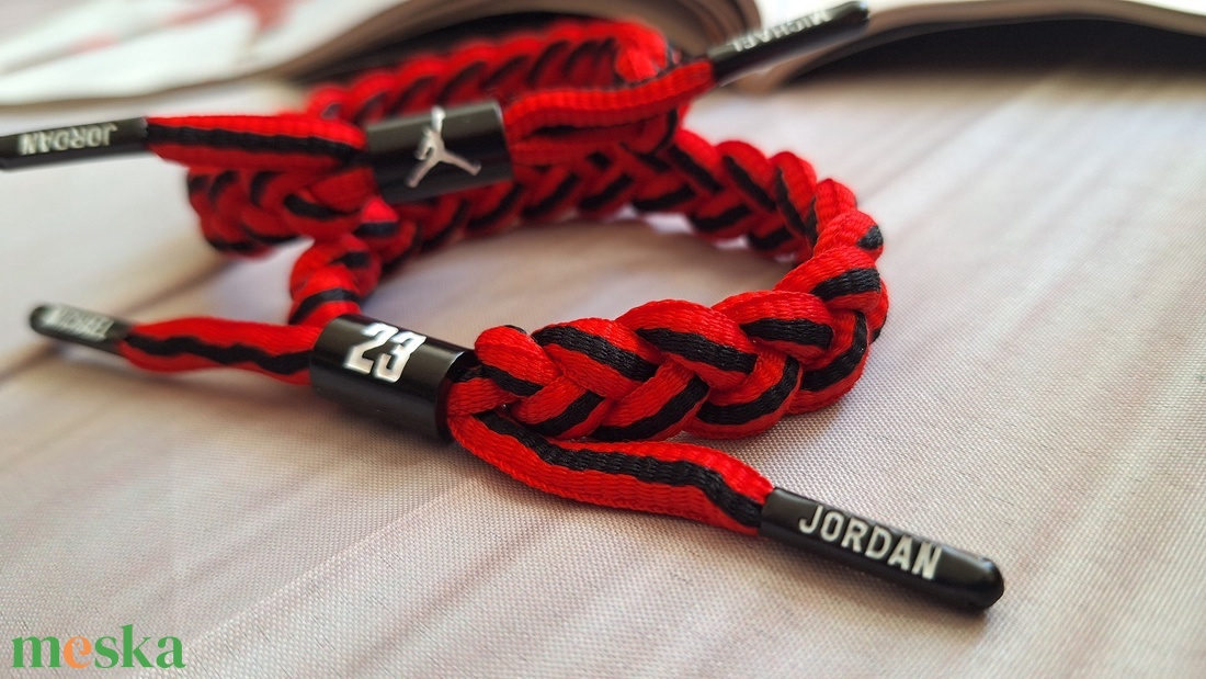 Michael Jordan fonott karkötő - ékszer - karkötő - fonott karkötő - Meska.hu