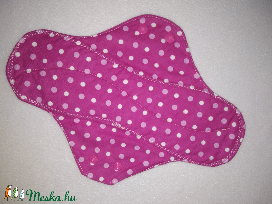 30 cm-es éjszakai mosható e.ü. betét pink alapon pöttyös - szépségápolás - intim higiénia - intimbetét - Meska.hu 30 cm-es éjszakai mosható e.ü. betét pink alapon pöttyös - szépségápolás - intim higiénia - intimbetét - Meska.hu