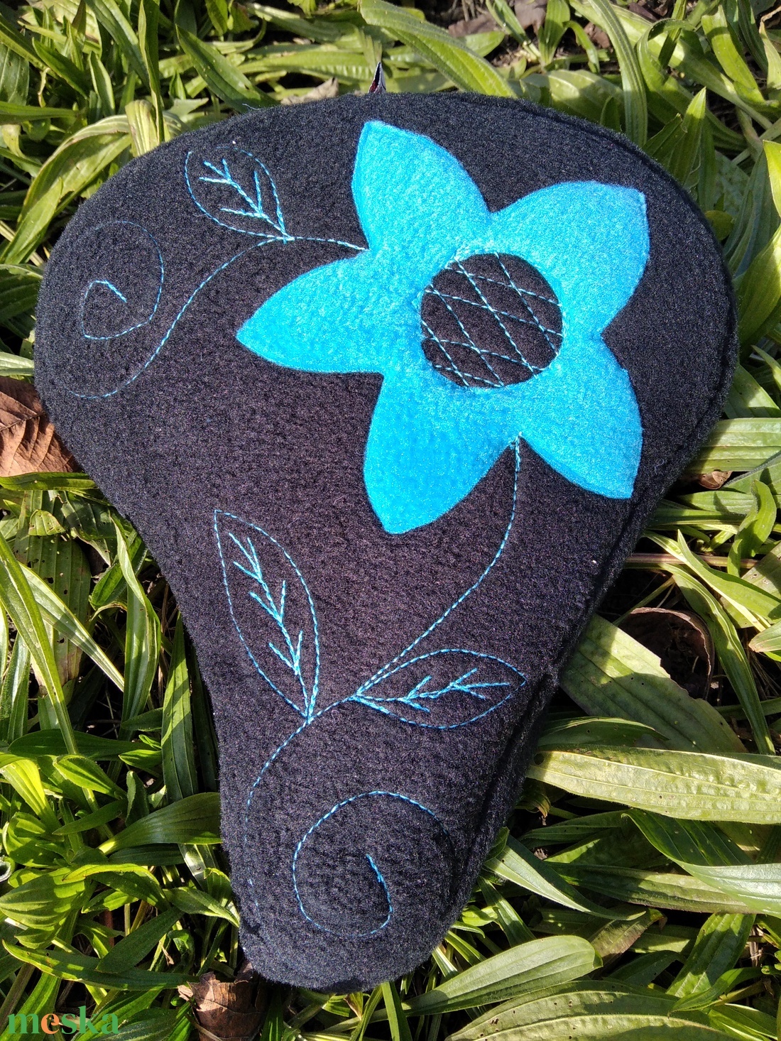 Téli kerékpár üléspárna vízhatlan réteggel, Türkiz virág  - táska & tok - edzőtáskák - edzőtáskák - Meska.hu