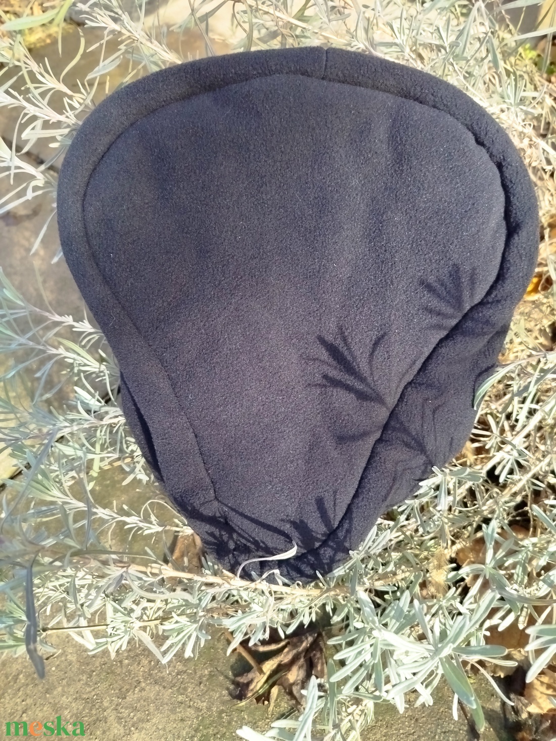 Egyedi méretű, fekete kerékpár üléshuzat vízhatlan réteggel - táska & tok - edzőtáskák - edzőtáskák - Meska.hu