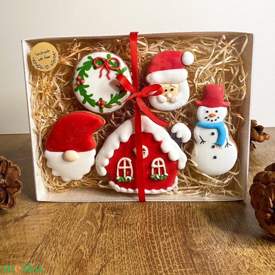 Mikulás és barátai - Mézeskalács dísz dobozban - karácsony - karácsonyi lakásdekoráció - karácsonyi lakásdíszek - Meska.hu