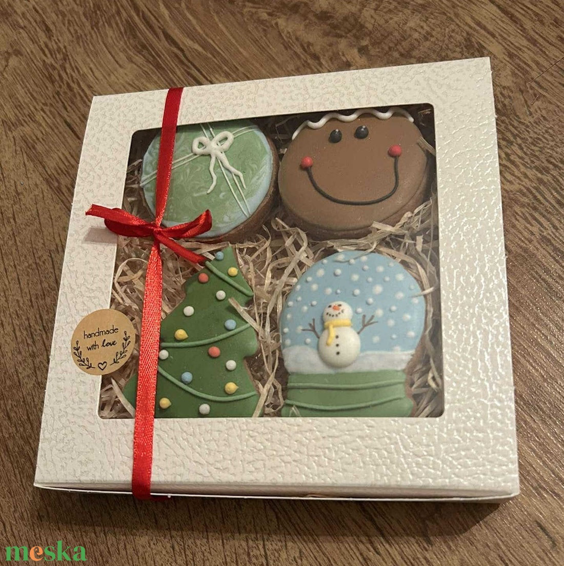 Ünnepre készen - Mézeskalács dísz dobozban - karácsony - karácsonyi lakásdekoráció - karácsonyi lakásdíszek - Meska.hu