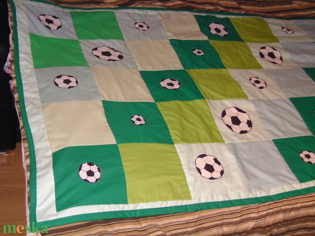 Focilabdás fiú patchwork ágytakaró - otthon & lakás - babaszoba, gyerekszoba - babatakaró, gyerek pléd - Meska.hu Focilabdás fiú patchwork ágytakaró - otthon & lakás - babaszoba, gyerekszoba - babatakaró, gyerek pléd - Meska.hu