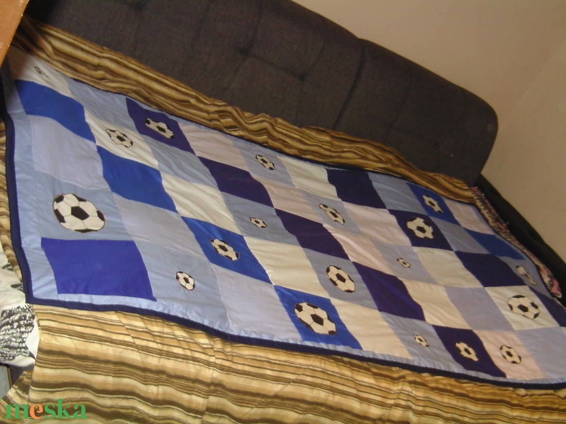 Focilabdás fiú patchwork ágytakaró - otthon & lakás - babaszoba, gyerekszoba - babatakaró, gyerek pléd - Meska.hu Focilabdás fiú patchwork ágytakaró - otthon & lakás - babaszoba, gyerekszoba - babatakaró, gyerek pléd - Meska.hu