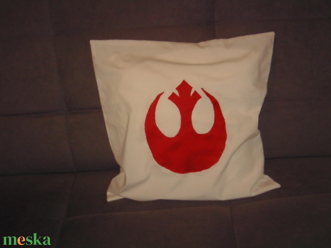Star Wars lázadó szövetség párna - otthon & életmód - lakástextil - párna & párnahuzat - Meska.hu Star Wars lázadó szövetség párna - otthon & életmód - lakástextil - párna & párnahuzat - Meska.hu