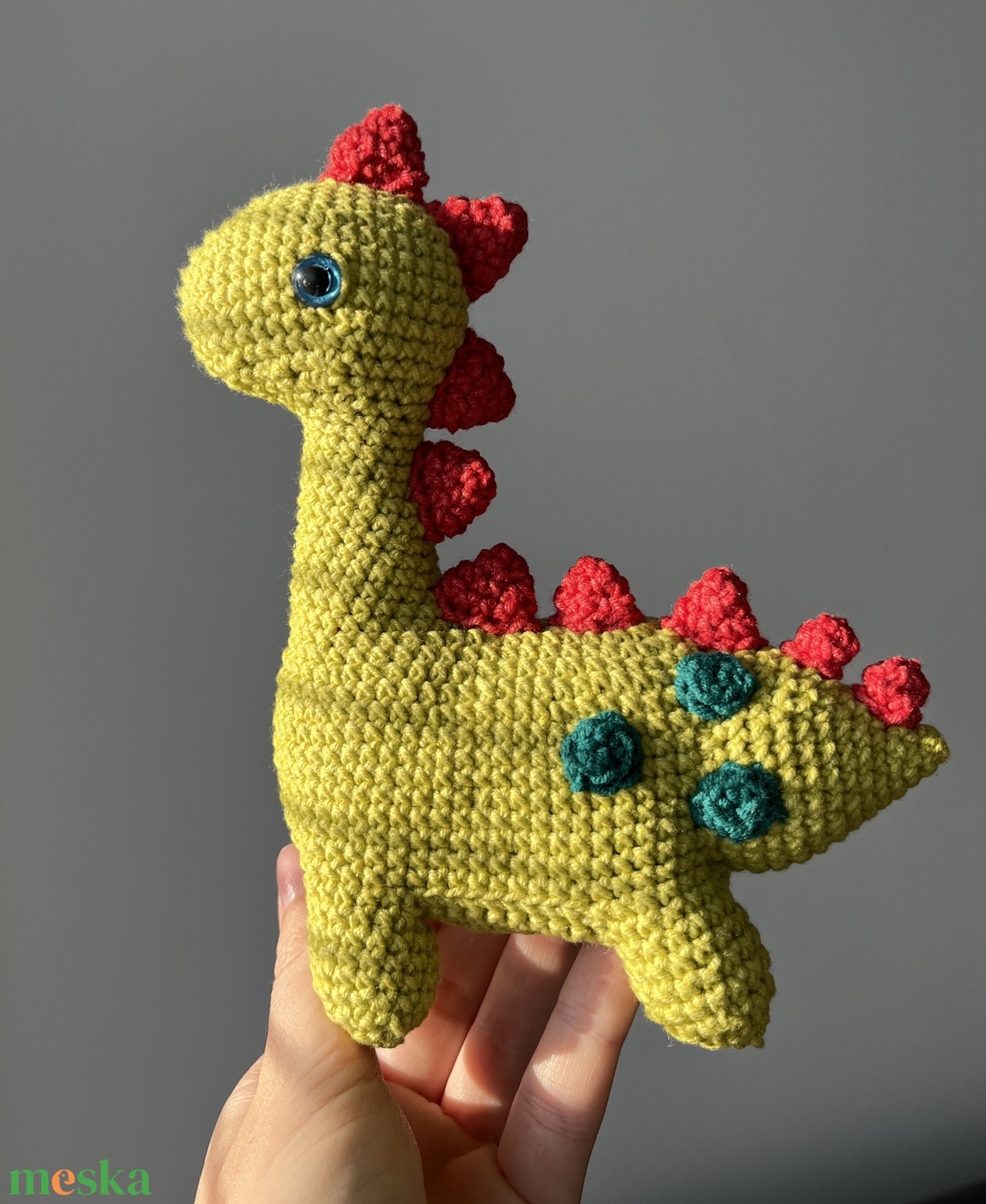 Horgolt dínó játékfigura plüss - játék & sport - plüssállat & játékfigura - láma - Meska.hu
