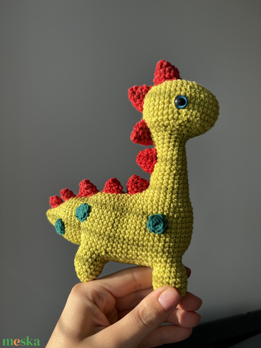 Horgolt dínó játékfigura plüss - játék & sport - plüssállat & játékfigura - láma - Meska.hu