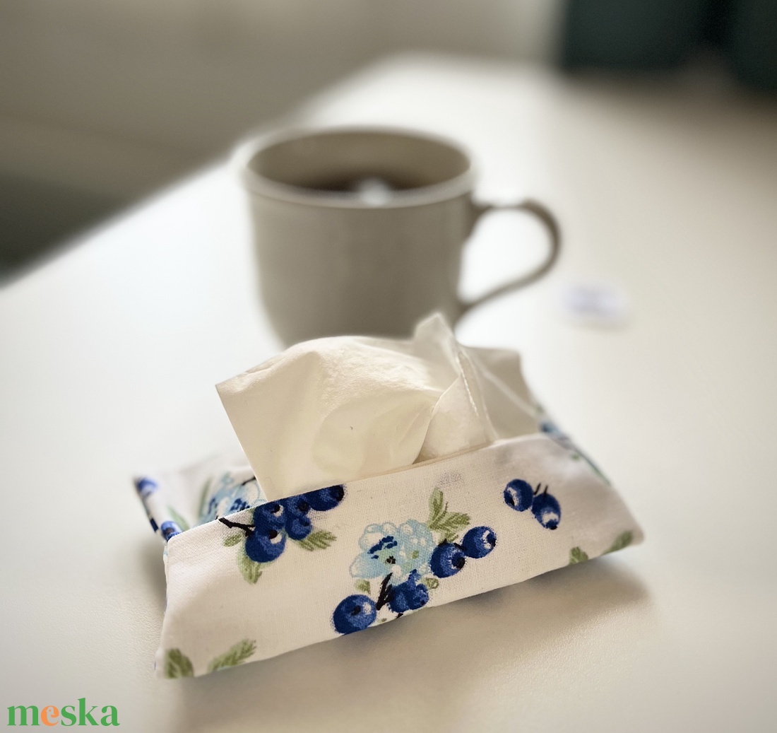 Áfonya Mintás Zsebkendő Tartó - 100% pamut - táska & tok - pénztárca & más tok - zsebkendőtartó tok - Meska.hu