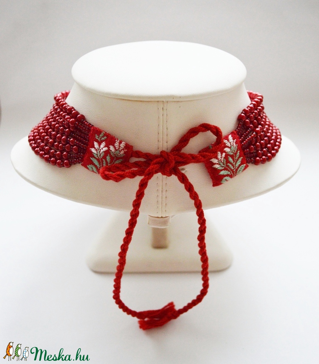 Meggyszínű, 8 soros kaláris tekla és üveggyöngyből  -  - Meska.hu