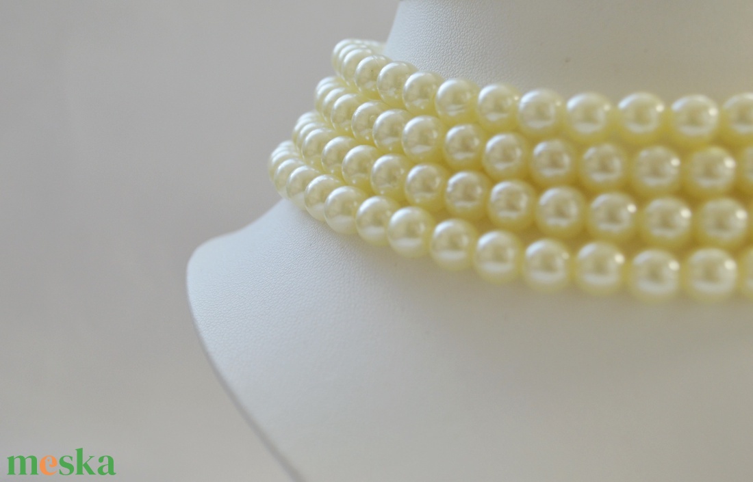 4 soros halványsárga kaláris - 8 mm-es plastic gyöngyből - ékszer - nyaklánc - gyöngyös nyaklánc - Meska.hu