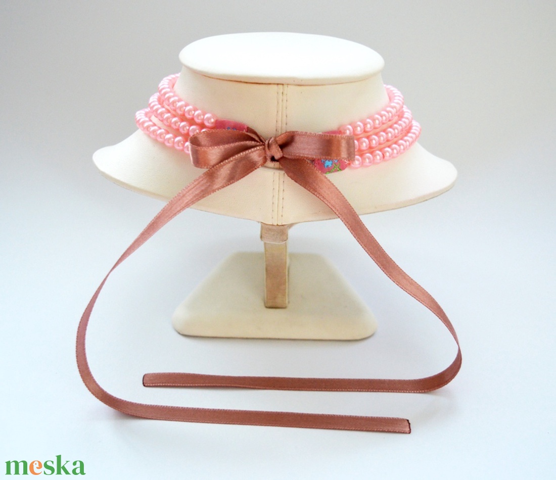 3 soros, pink rózsaszín üvegtekla kaláris - 6 mm-es üvegtekla gyöngyből - ékszer - nyaklánc - gyöngyös nyaklánc - Meska.hu 3 soros, pink rózsaszín üvegtekla kaláris - 6 mm-es üvegtekla gyöngyből - ékszer - nyaklánc - gyöngyös nyaklánc - Meska.hu