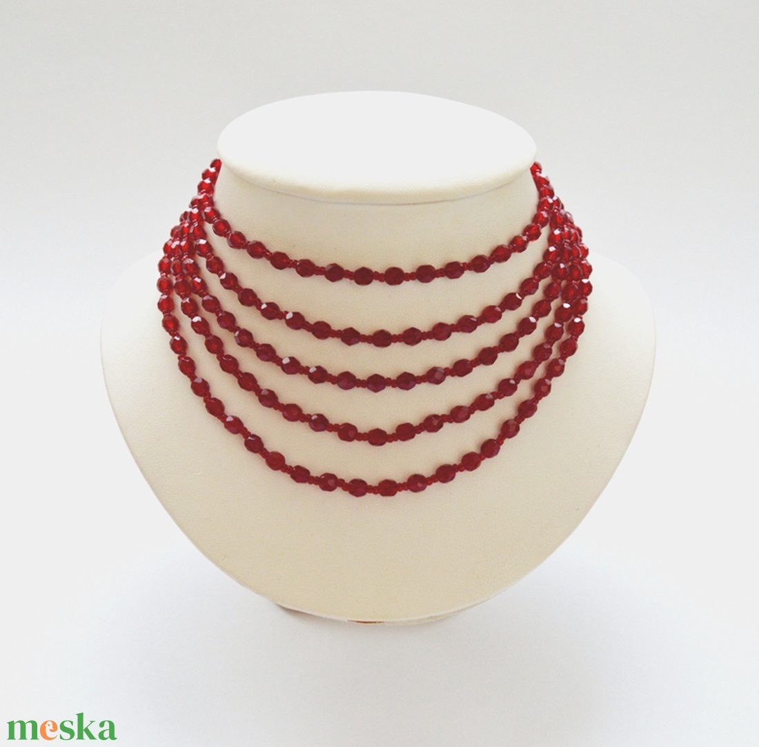 Kislánynak való méretű, 5 soros meggypiros kaláris - 5 mm-es csiszolt üveggyöngyből - ékszer - nyaklánc - párhuzamos nyaklánc - Meska.hu
