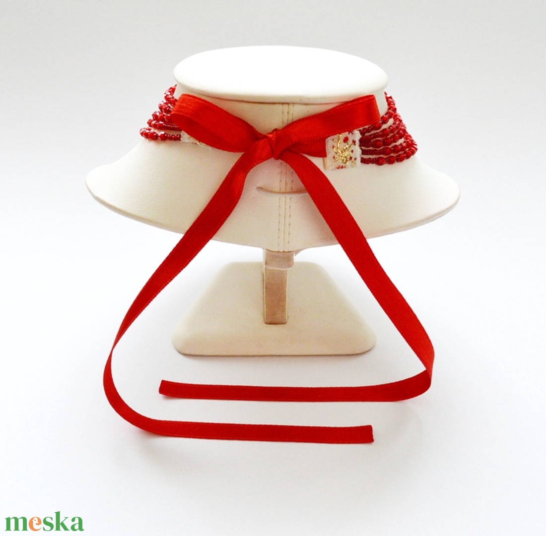 Kislánynak való méretű, 5 soros piros kaláris - 4 mm-es csiszolt üveggyöngyből - ékszer - nyaklánc - párhuzamos nyaklánc - Meska.hu