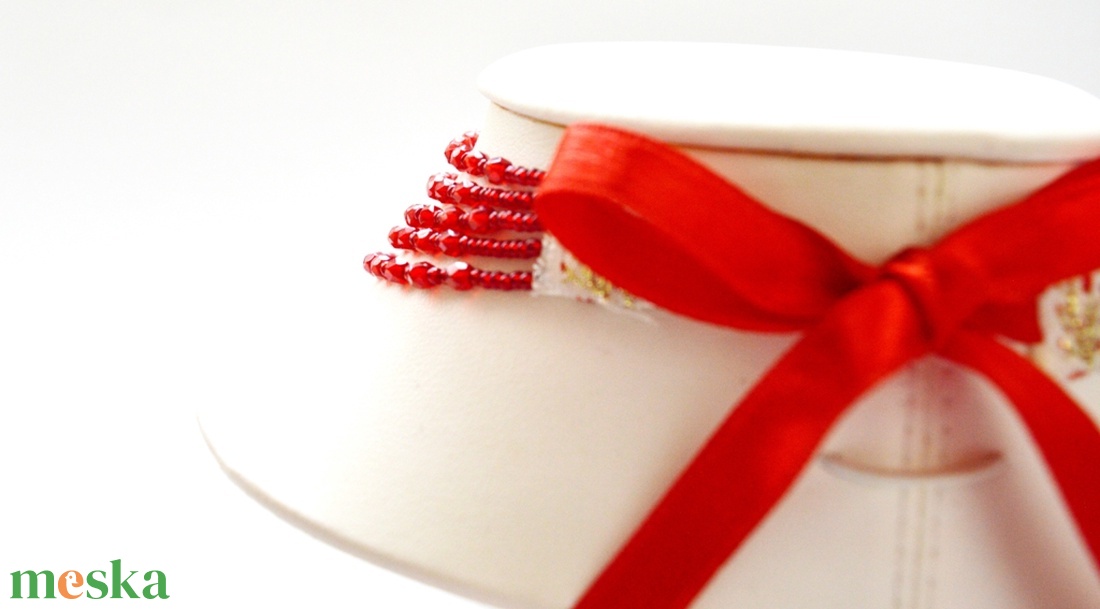 Kislánynak való méretű, 5 soros piros kaláris - 4 mm-es csiszolt üveggyöngyből - ékszer - nyaklánc - párhuzamos nyaklánc - Meska.hu