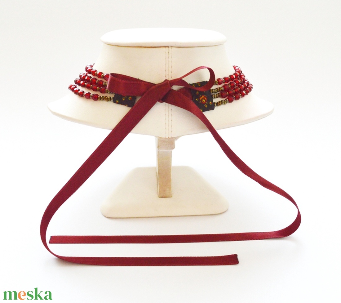 4 soros meggypiros kaláris bronzzal - 6 mm-es csiszolt üveggyöngyből - ékszer - nyaklánc - párhuzamos nyaklánc - Meska.hu