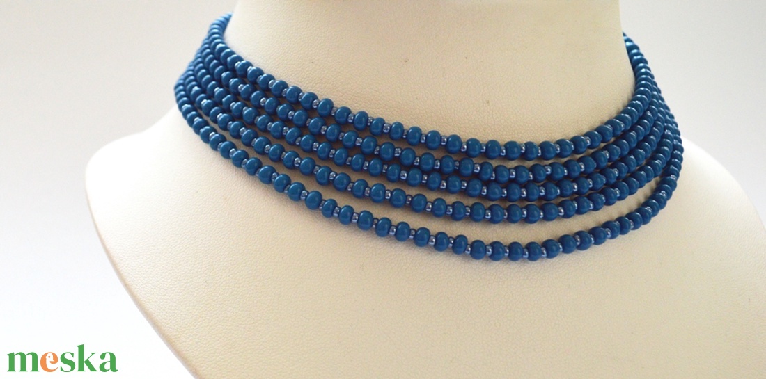 5 soros farmerkék kaláris - nagyszemű cseh kásagyöngyből, apróbb szemű, fényes világoskék gyönggyel - ékszer - nyaklánc - gyöngyös nyaklánc - Meska.hu