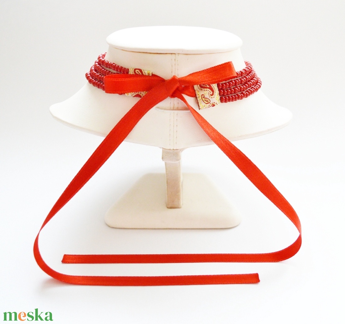 4 soros meggypiros kaláris - nagyszemű cseh kásagyöngyből - ékszer - nyaklánc - párhuzamos nyaklánc - Meska.hu