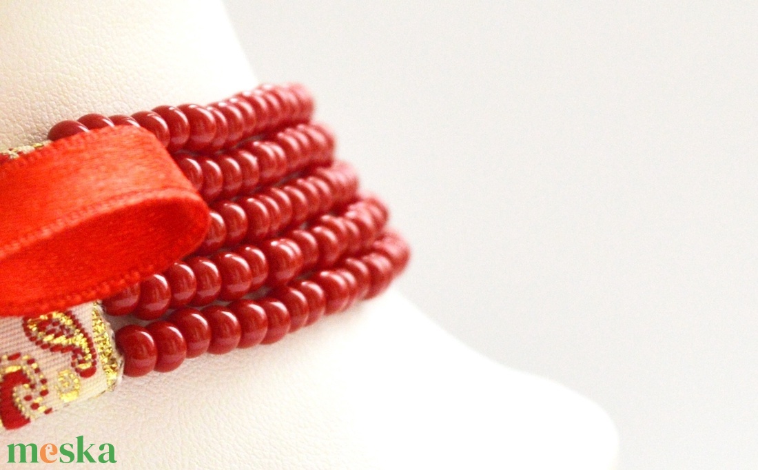 5 soros meggypiros kaláris - nagyszemű cseh kásagyöngyből - ékszer - nyaklánc - párhuzamos nyaklánc - Meska.hu