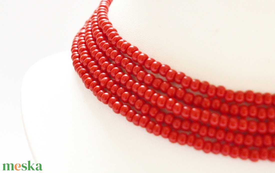 5 soros meggypiros kaláris - nagyszemű cseh kásagyöngyből - ékszer - nyaklánc - párhuzamos nyaklánc - Meska.hu