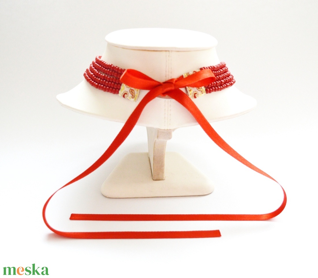 5 soros meggypiros kaláris - nagyszemű cseh kásagyöngyből - ékszer - nyaklánc - párhuzamos nyaklánc - Meska.hu