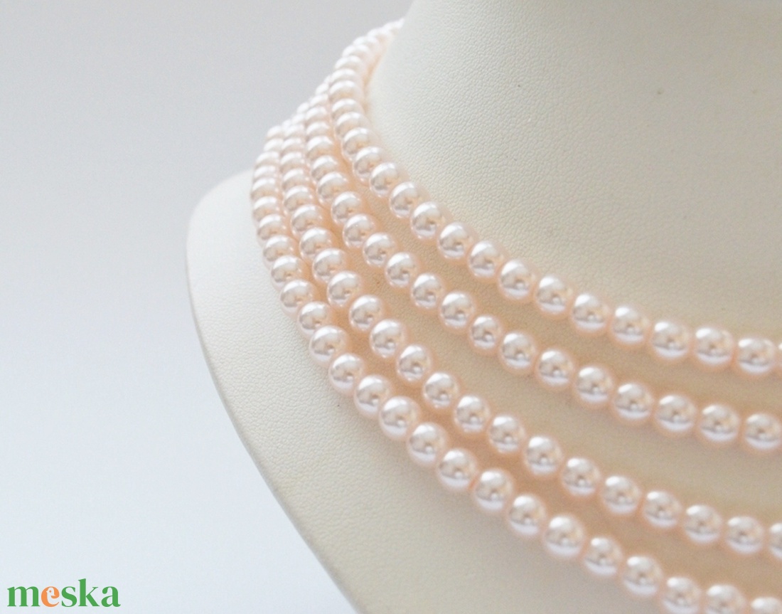 4 soros púder színű / halvány rózsaszín üvegtekla kaláris - 6 mm-es üvegtekla gyöngyből - ékszer - nyaklánc - gyöngyös nyaklánc - Meska.hu