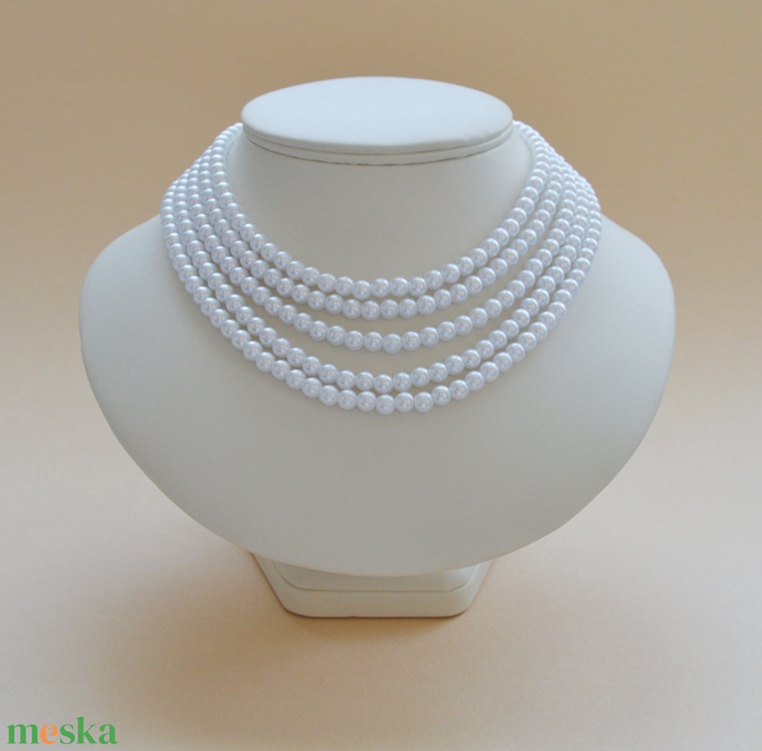 5 soros fehér kaláris - plastic gyöngyből - ékszer - nyaklánc - gyöngyös nyaklánc - Meska.hu