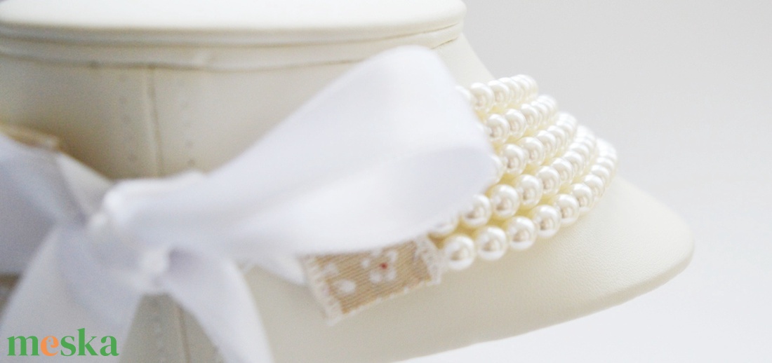 5 soros elefántcsont színű kaláris - 6 mm-es üvegtekla gyöngyből - ékszer - nyaklánc - gyöngyös nyaklánc - Meska.hu