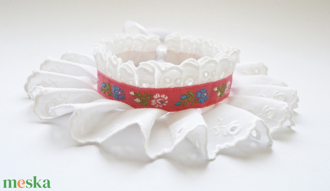 Kislány méretű nyakbodor, bodor - rózsaszín rátétszalaggal, szélesebb alsó csipkével - ékszer - nyaklánc - nyakpánt, gallér - Meska.hu