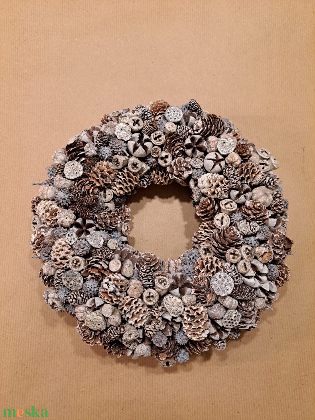 Jegesfehér kopogtató - otthon & életmód - dekoráció - ajtó- és ablak dekoráció - ajtódísz & kopogtató - Meska.hu