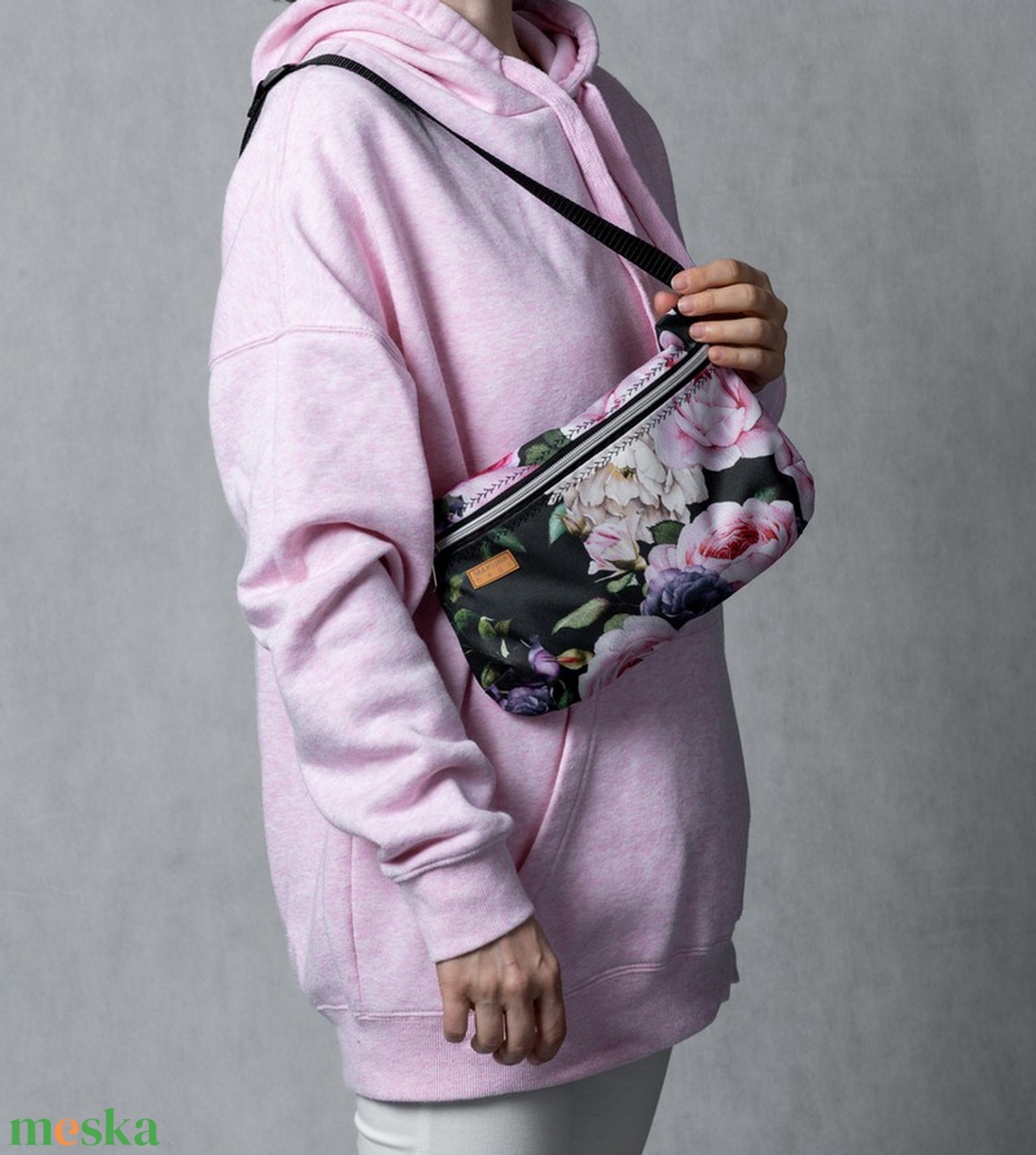 Nagy Rózsás Sötétzöld Vízlepergető Övtáska - táska & tok - övtáska - Meska.hu