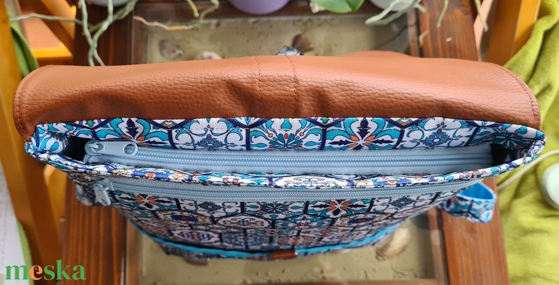 Kék csempemintás hátizsák - táska & tok - hátizsák - hátizsák - Meska.hu