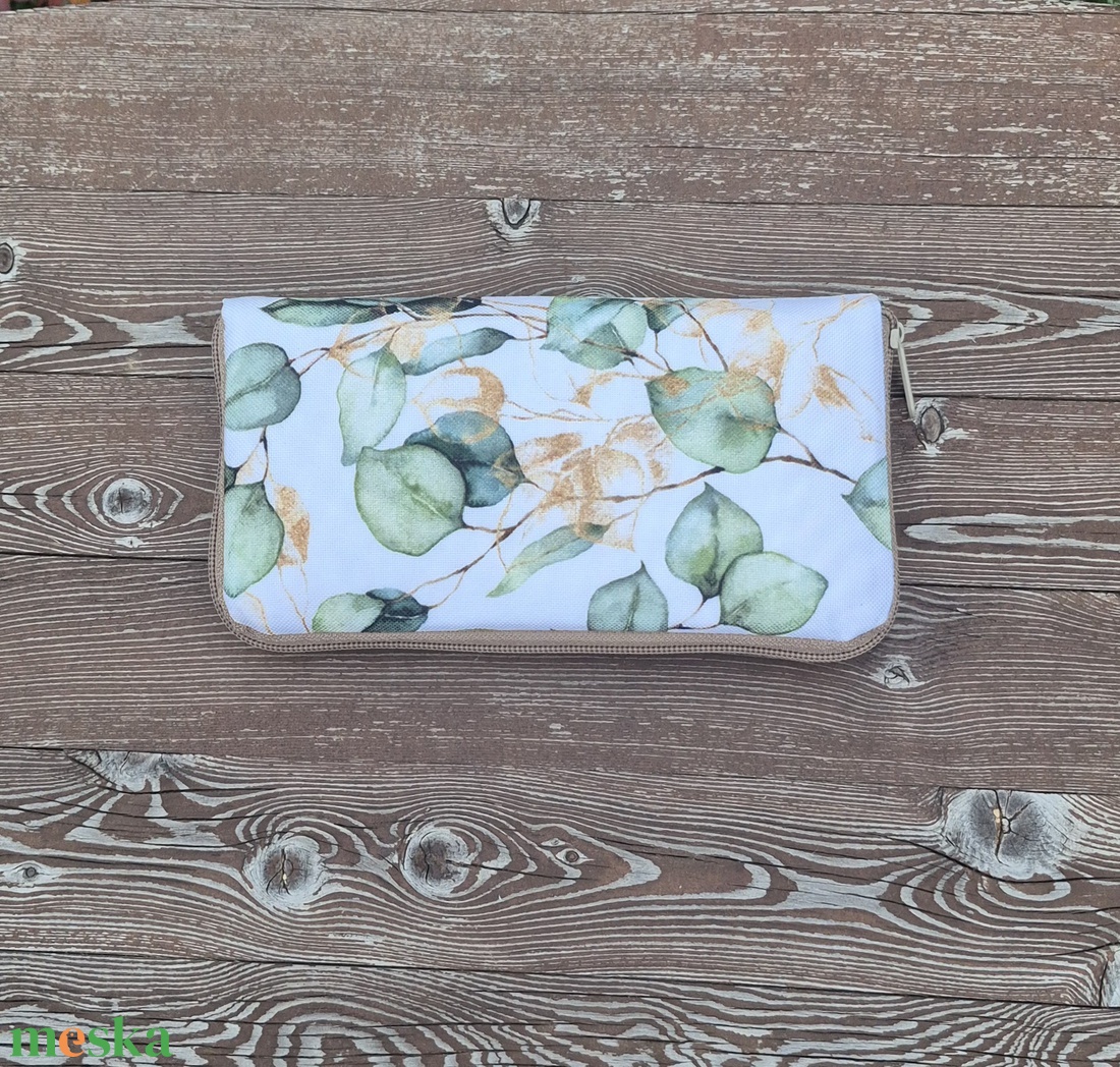 Eukaliptuszlevelek -  nagyméretű cipzáros pénztárca - táska & tok - pénztárca & más tok - pénztárca - női pénztárca - Meska.hu