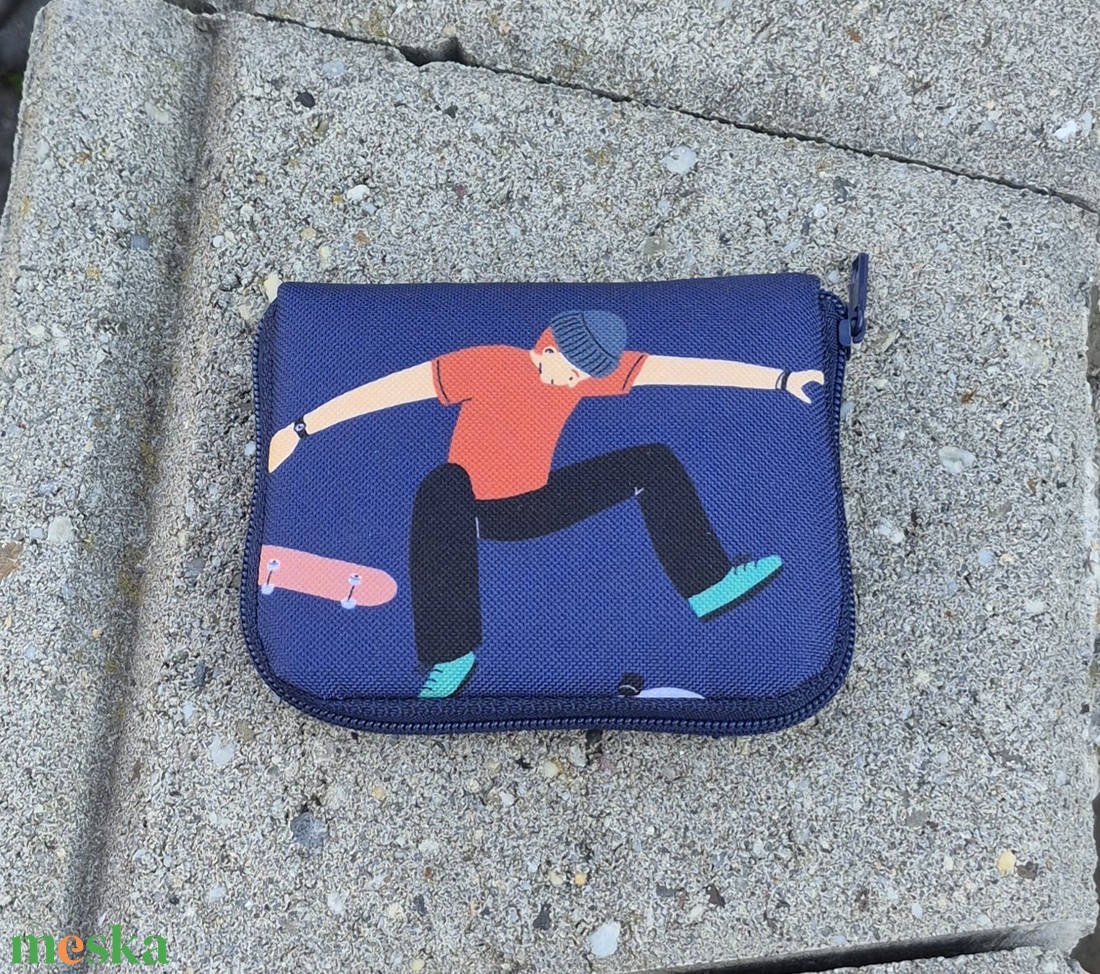 Gördeszkás pénztárca gyerekeknek - táska & tok - pénztárca & más tok - pénztárca - gyerek pénztárca - Meska.hu