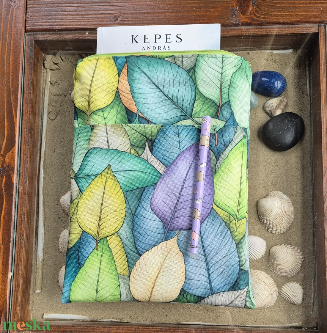 Cipzáras könyvtok gyöngyvászonból - könyv & zene - könyvtok - Meska.hu