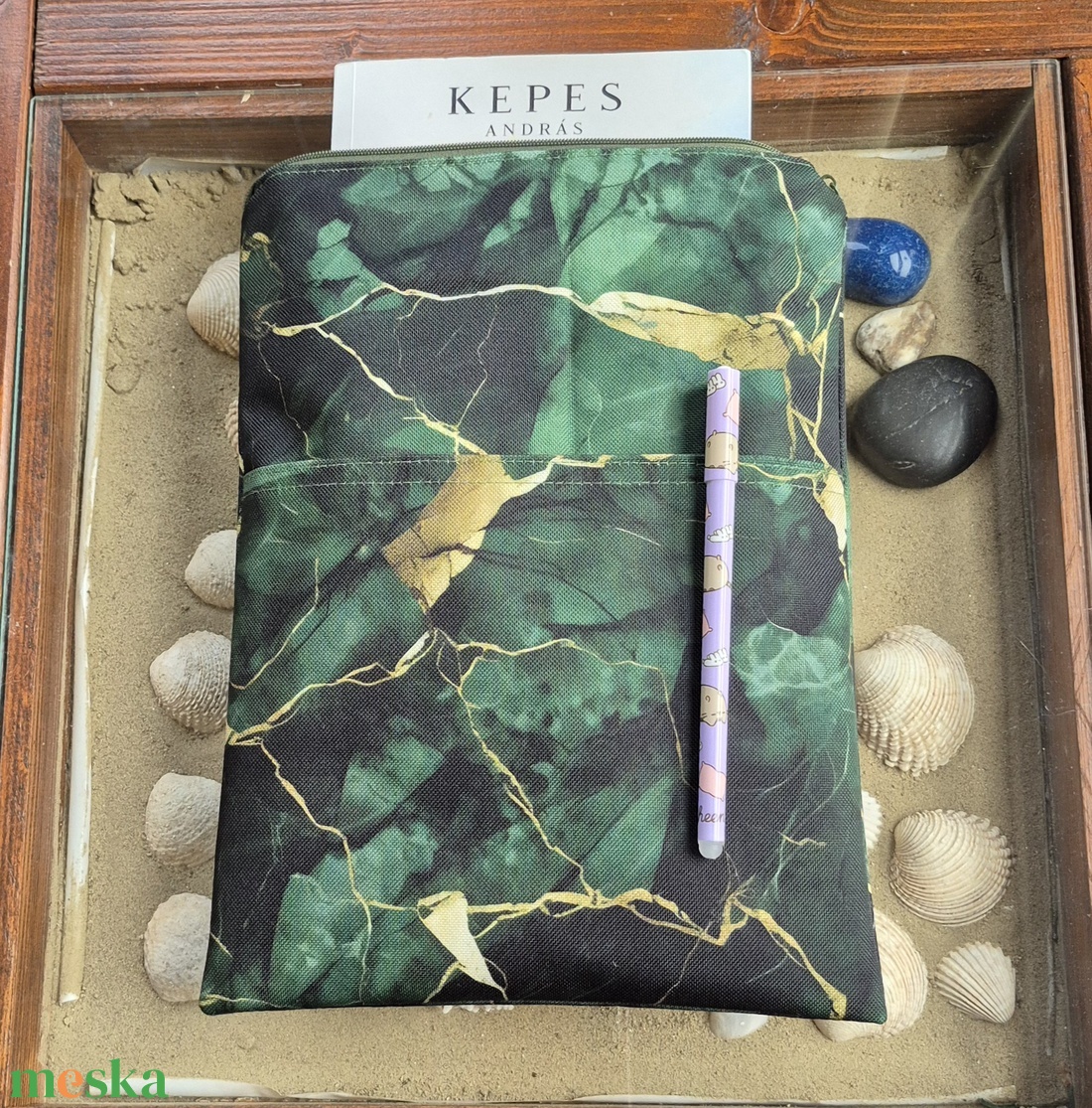 Cipzáras könyvtok gyöngyvászonból - könyv & zene - könyvtok - Meska.hu