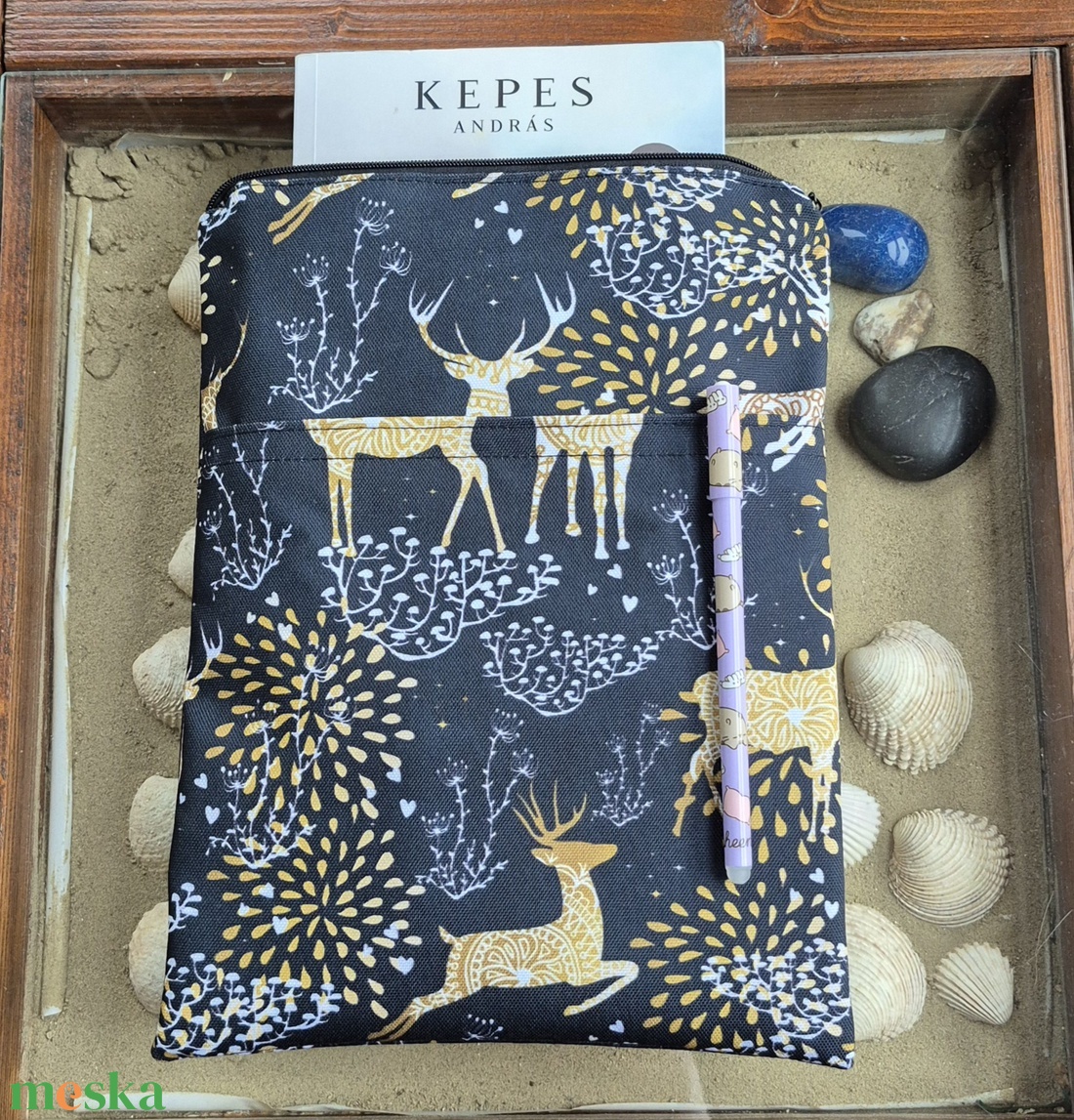 Cipzáras könyvtok gyöngyvászonból - könyv & zene - könyvtok - Meska.hu