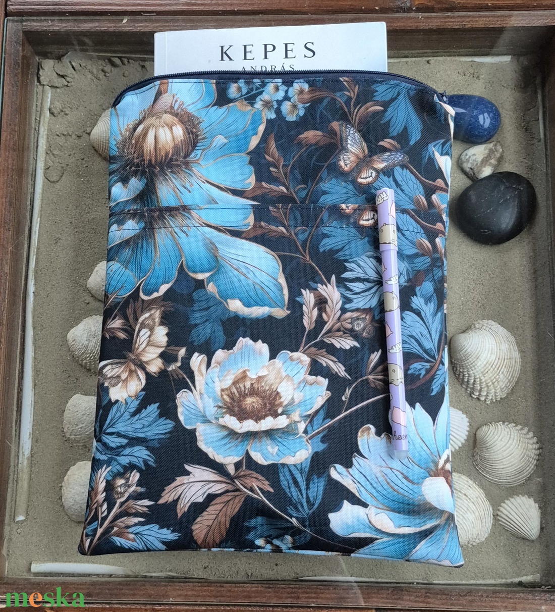 Cipzáras könyvtok gyöngyvászonból - könyv & zene - könyvtok - Meska.hu