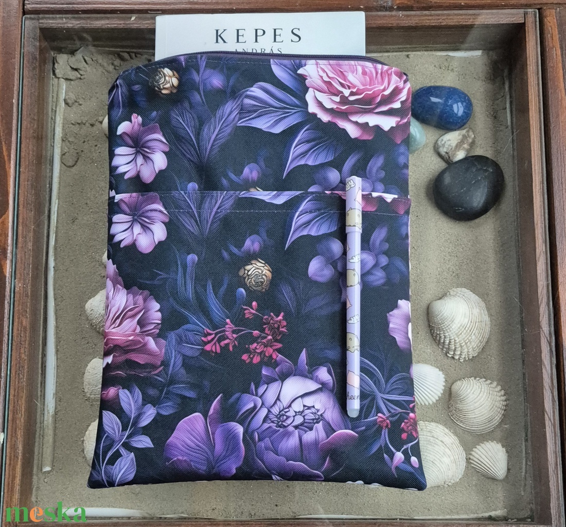 Cipzáras könyvtok gyöngyvászonból - könyv & zene - könyvtok - Meska.hu