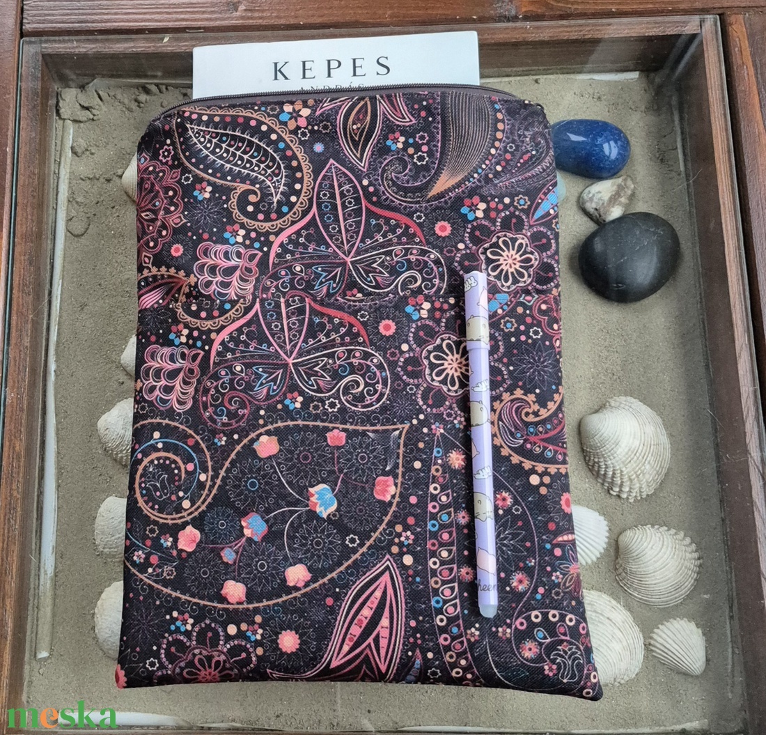 Cipzáras könyvtok gyöngyvászonból - könyv & zene - könyvtok - Meska.hu