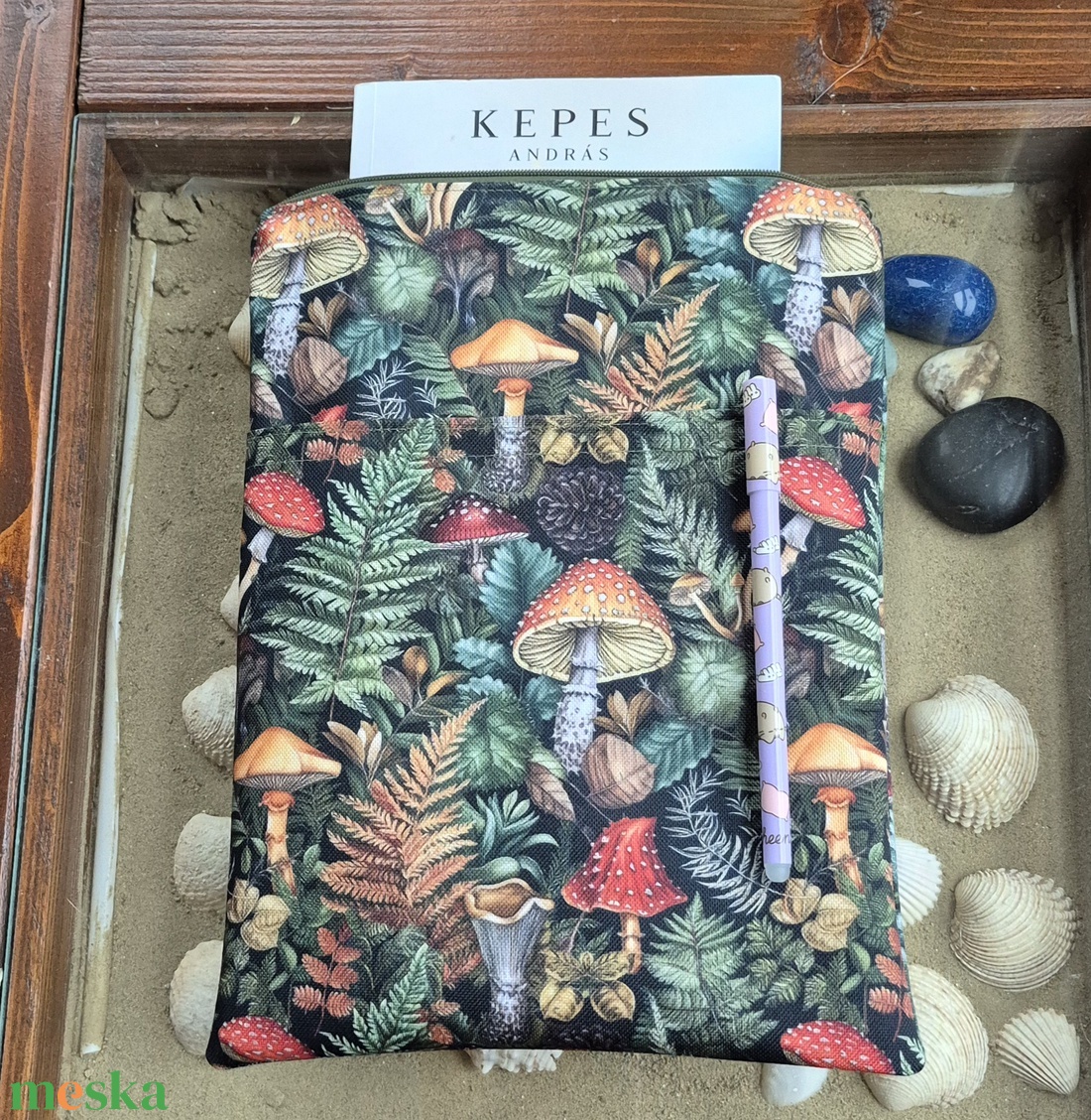 Cipzáras könyvtok gyöngyvászonból - könyv & zene - könyvtok - Meska.hu