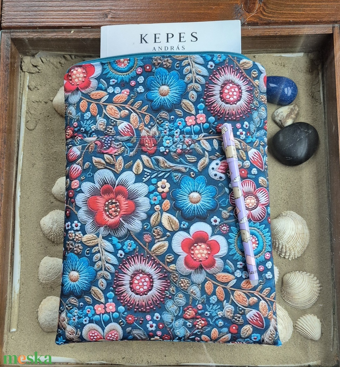 Cipzáras könyvtok gyöngyvászonból - könyv & zene - könyvtok - Meska.hu