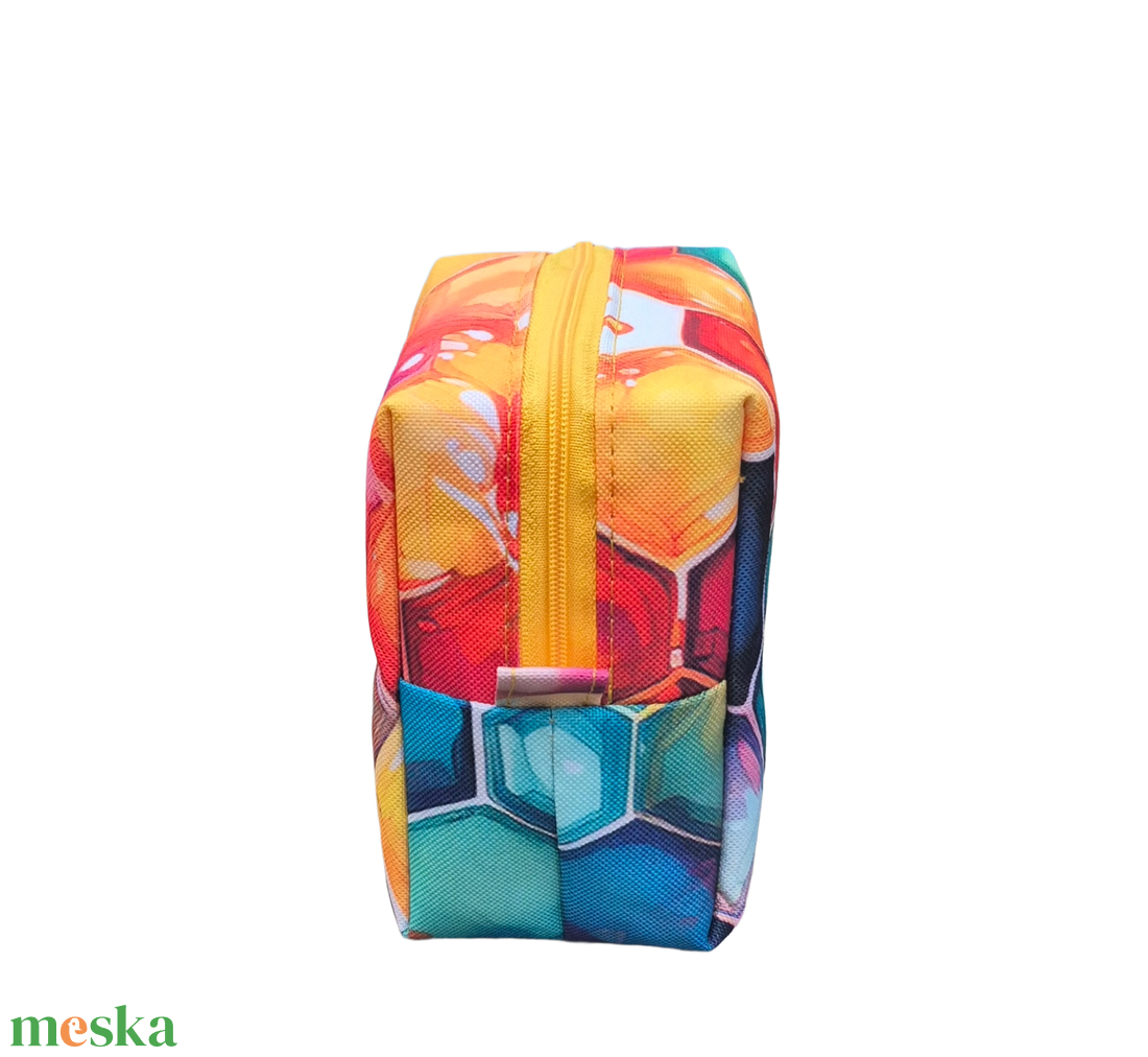 Boxy női egészségügyi tartó - táska & tok - neszesszer - Meska.hu