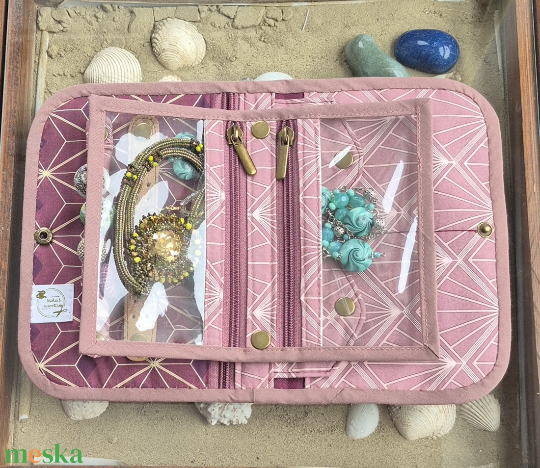 Bordó geometria - ékszertartó utazós neszeszer - táska & tok - neszesszer - Meska.hu