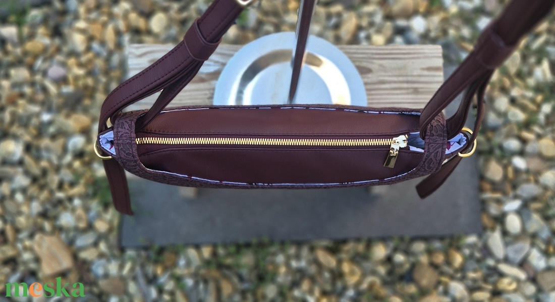 Croissant válltáska - táska & tok - kézitáska & válltáska - válltáska - Meska.hu