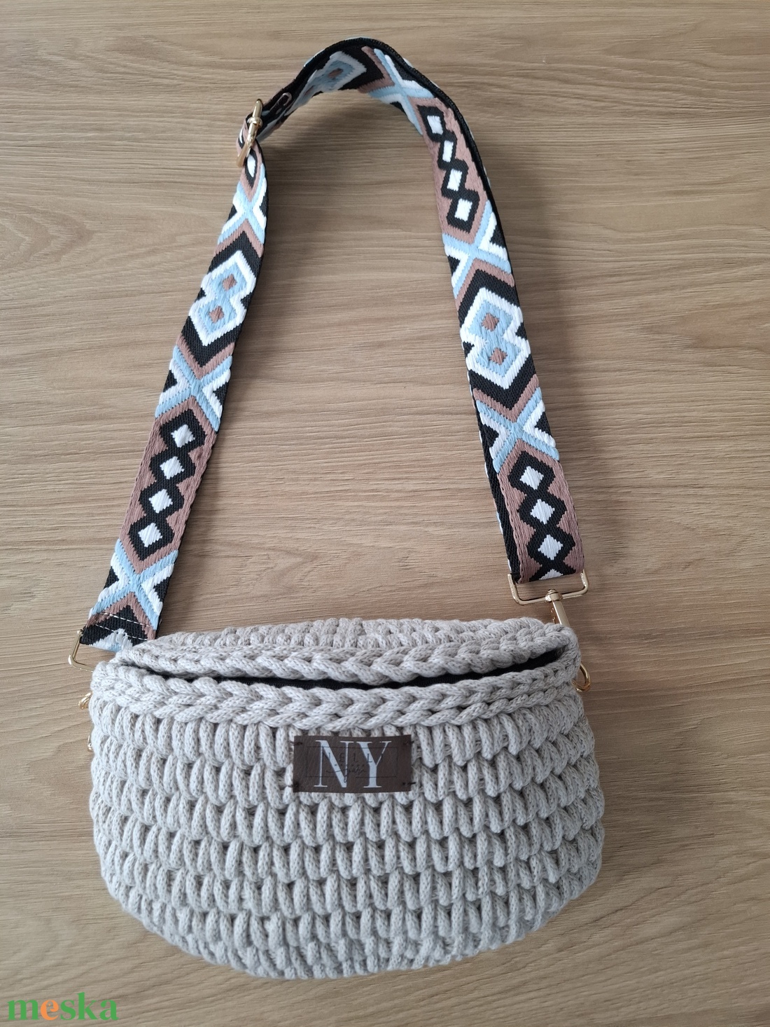 Horgolt búzaszemes crossbody - táska & tok - kézitáska & válltáska - vállon átvethető táska - Meska.hu Horgolt búzaszemes crossbody - táska & tok - kézitáska & válltáska - vállon átvethető táska - Meska.hu