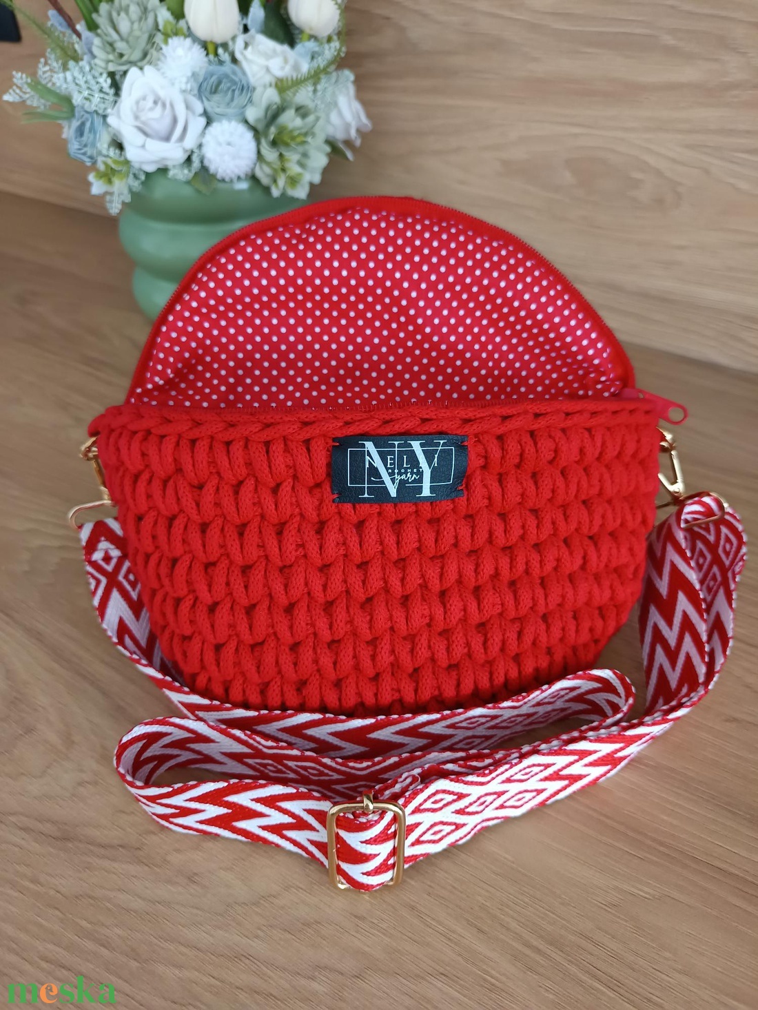 Horgolt Piros búzaszemes crossbody - táska & tok - kézitáska & válltáska - vállon átvethető táska - Meska.hu Horgolt Piros búzaszemes crossbody - táska & tok - kézitáska & válltáska - vállon átvethető táska - Meska.hu